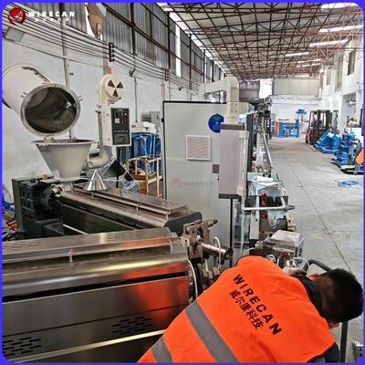 PVC-Gebäudetrahtherstellung mit 3-schichtiger Co-Extrusionslinie